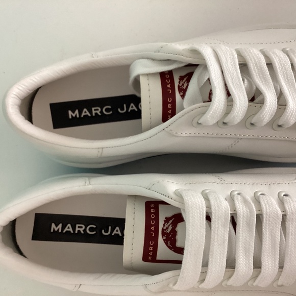 NEW Marc Jacobs Women's Slip On White Leather Blue & Burgundy Sole Sneakers 37 7 - Picture 9 of 12
